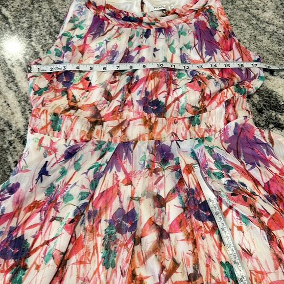 Ricki’s size, small sleeveless floral, dress with back zipper and 2 top buttons - Picture 8 of 12